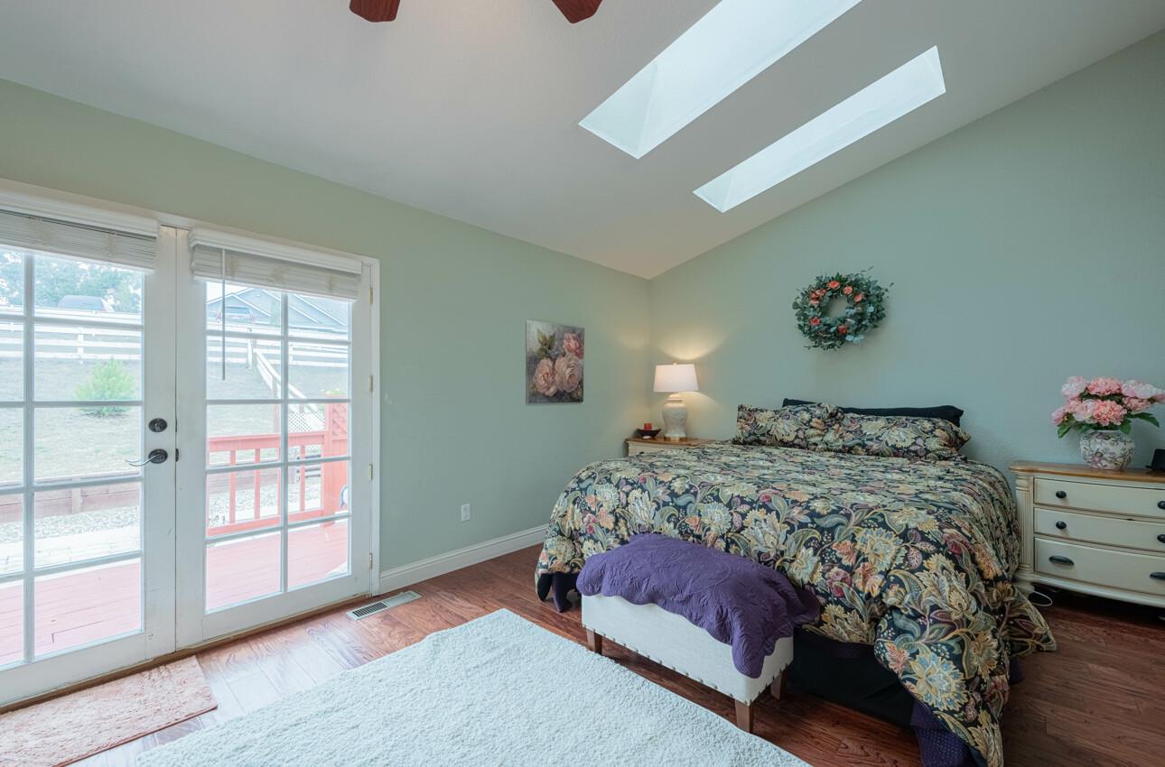Detail Gallery Image 22 of 57 For 9891 Equestrian Pl, Salinas,  CA 93907 - 3 Beds | 2/1 Baths
