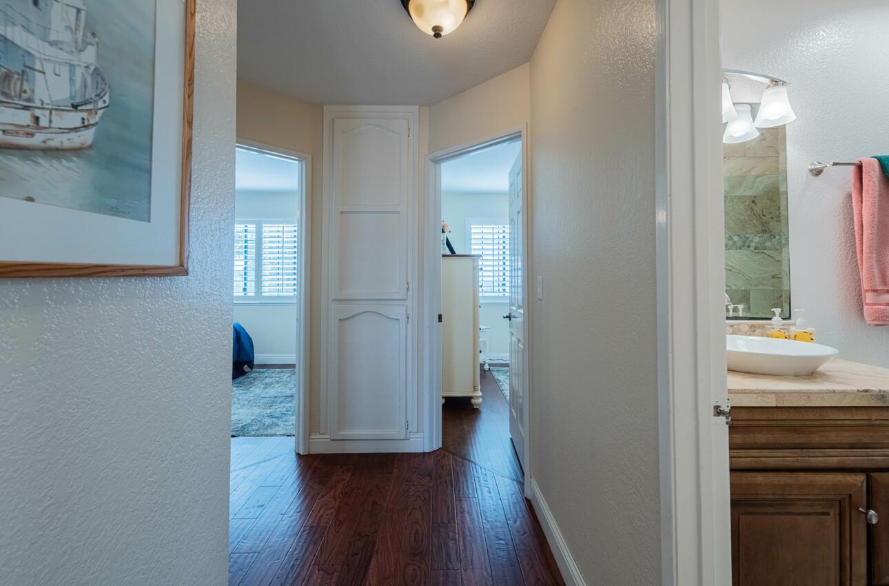 Detail Gallery Image 28 of 57 For 9891 Equestrian Pl, Salinas,  CA 93907 - 3 Beds | 2/1 Baths