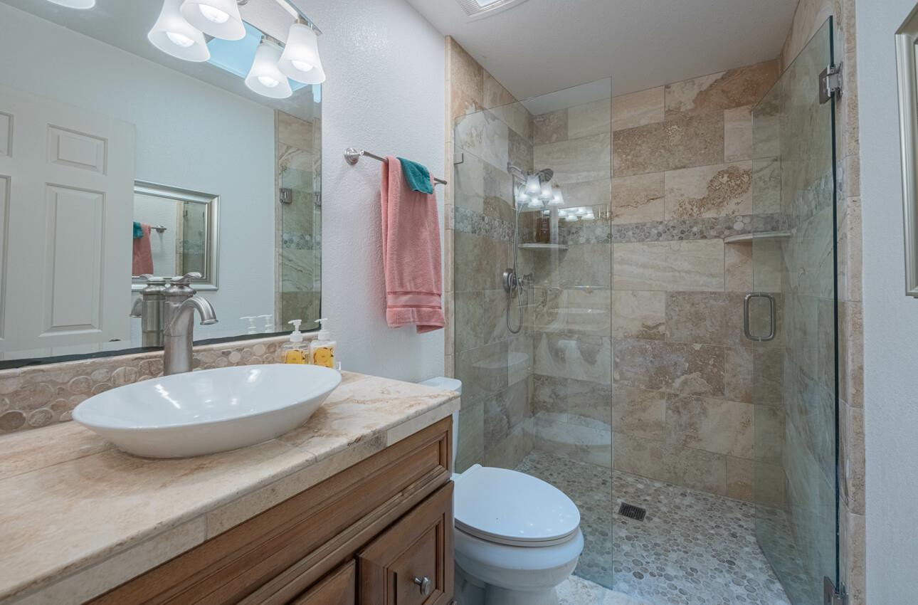 Detail Gallery Image 33 of 57 For 9891 Equestrian Pl, Salinas,  CA 93907 - 3 Beds | 2/1 Baths