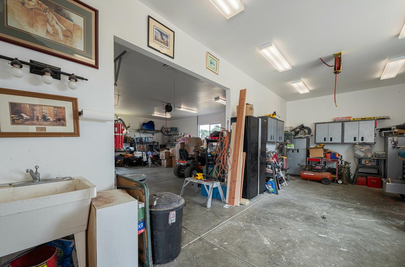 Detail Gallery Image 39 of 57 For 9891 Equestrian Pl, Salinas,  CA 93907 - 3 Beds | 2/1 Baths