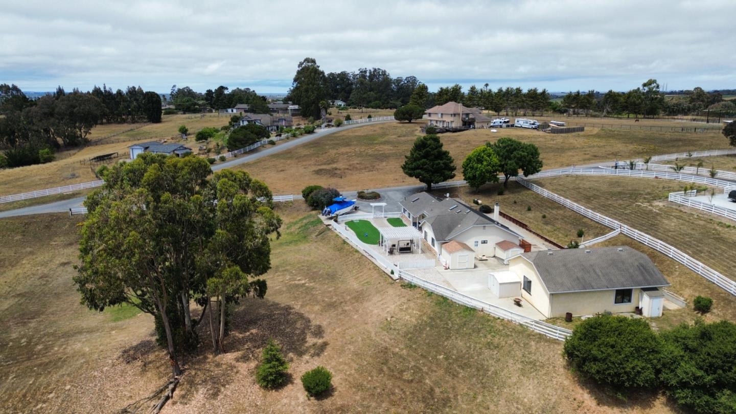 Detail Gallery Image 51 of 57 For 9891 Equestrian Pl, Salinas,  CA 93907 - 3 Beds | 2/1 Baths