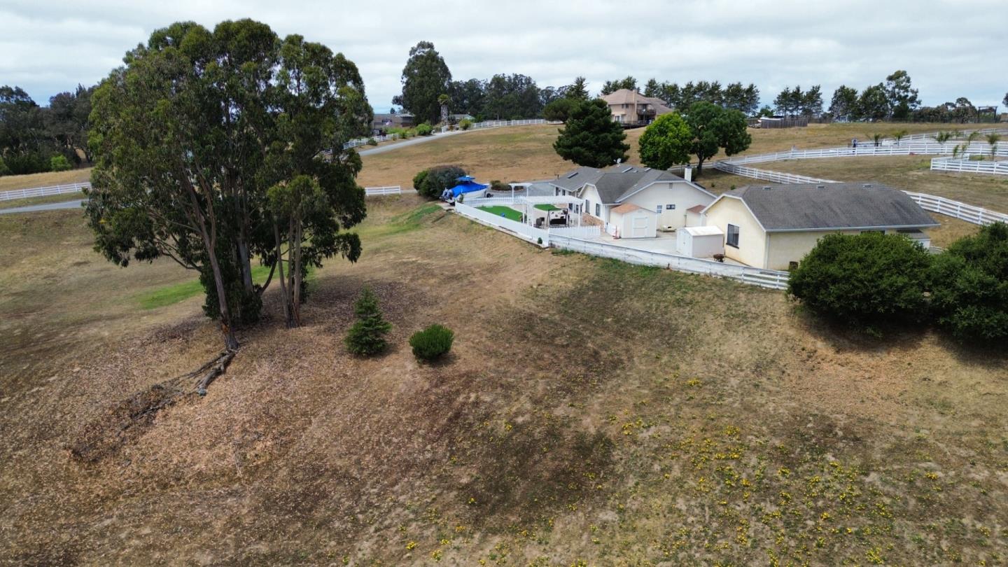 Detail Gallery Image 52 of 57 For 9891 Equestrian Pl, Salinas,  CA 93907 - 3 Beds | 2/1 Baths