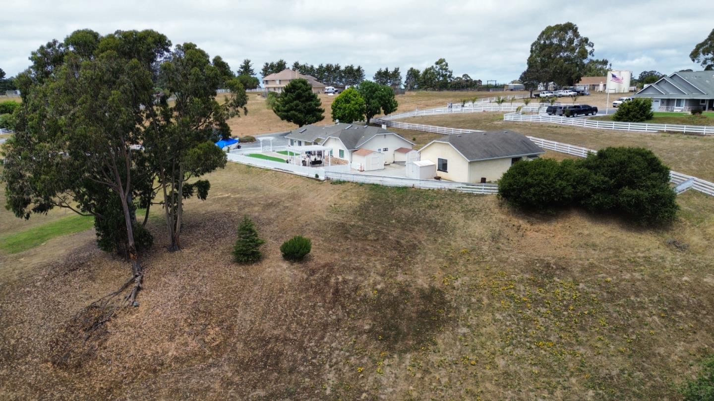 Detail Gallery Image 53 of 57 For 9891 Equestrian Pl, Salinas,  CA 93907 - 3 Beds | 2/1 Baths