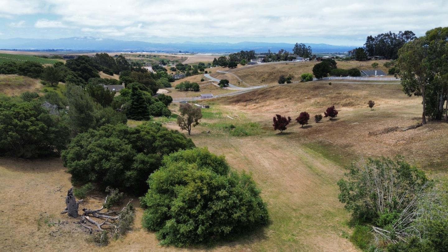 Detail Gallery Image 54 of 57 For 9891 Equestrian Pl, Salinas,  CA 93907 - 3 Beds | 2/1 Baths