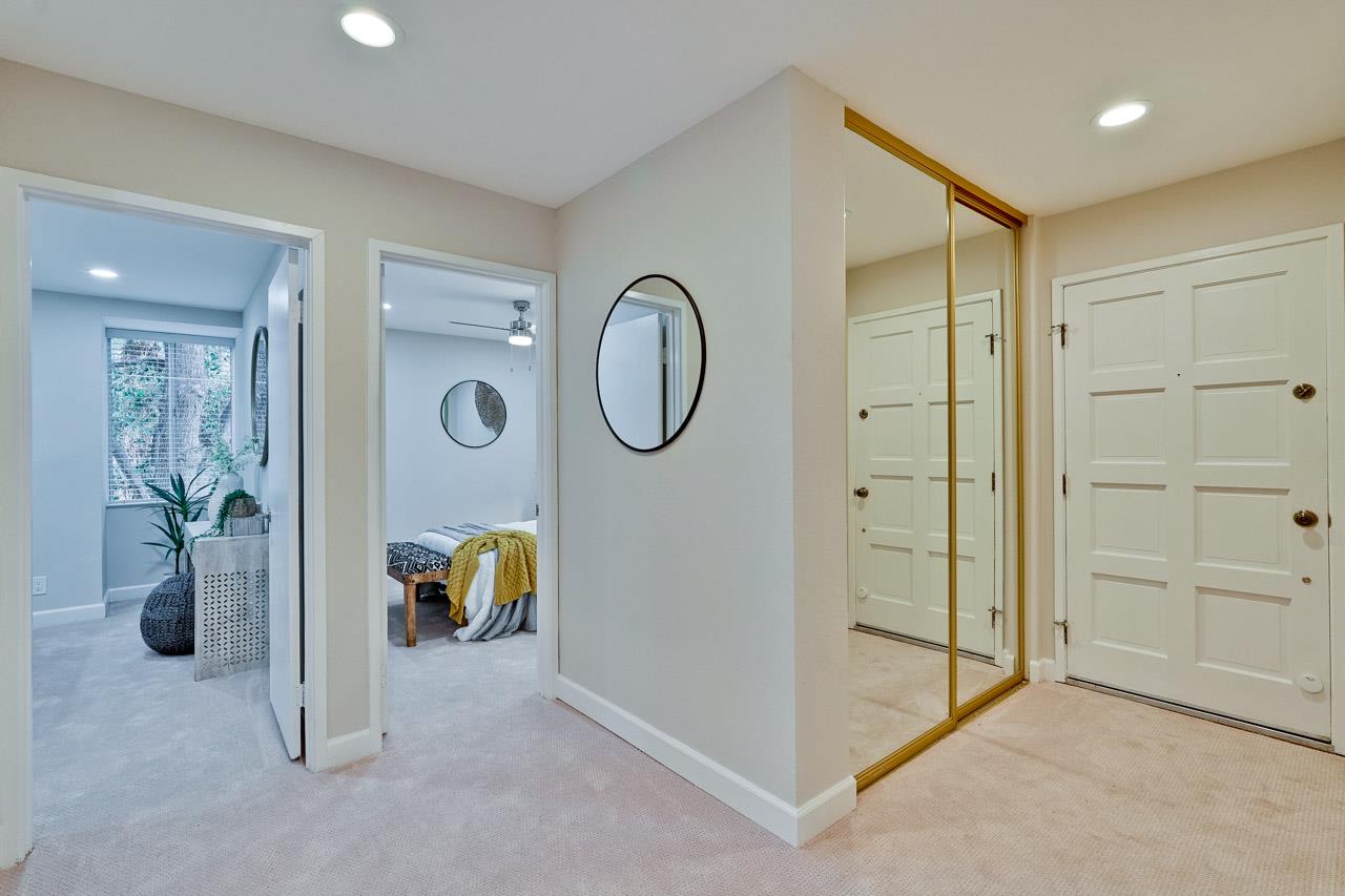 Detail Gallery Image 16 of 45 For 505 Cypress Point Dr #176,  Mountain View,  CA 94043 - 2 Beds | 1 Baths