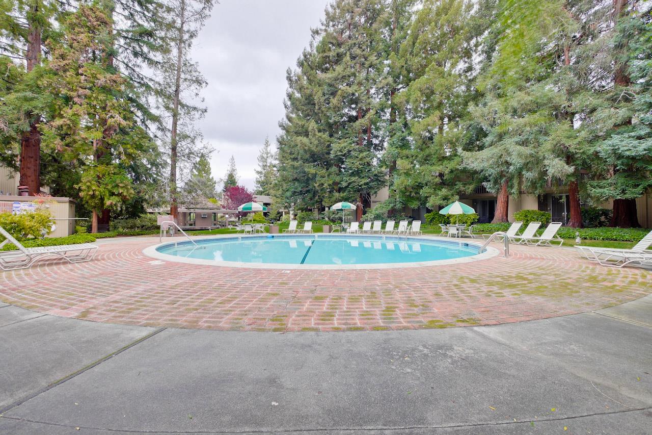 Detail Gallery Image 33 of 45 For 505 Cypress Point Dr #176,  Mountain View,  CA 94043 - 2 Beds | 1 Baths