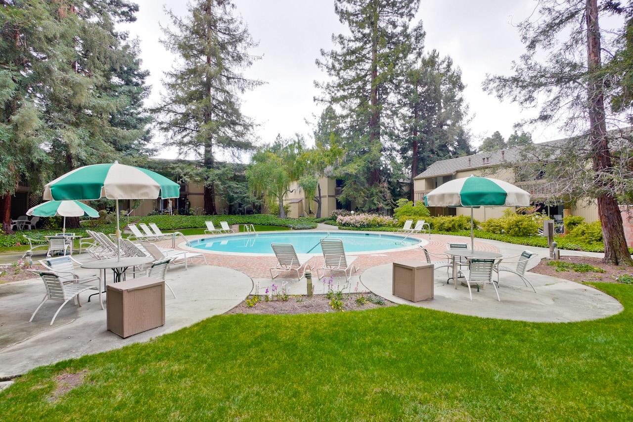 Detail Gallery Image 34 of 45 For 505 Cypress Point Dr #176,  Mountain View,  CA 94043 - 2 Beds | 1 Baths