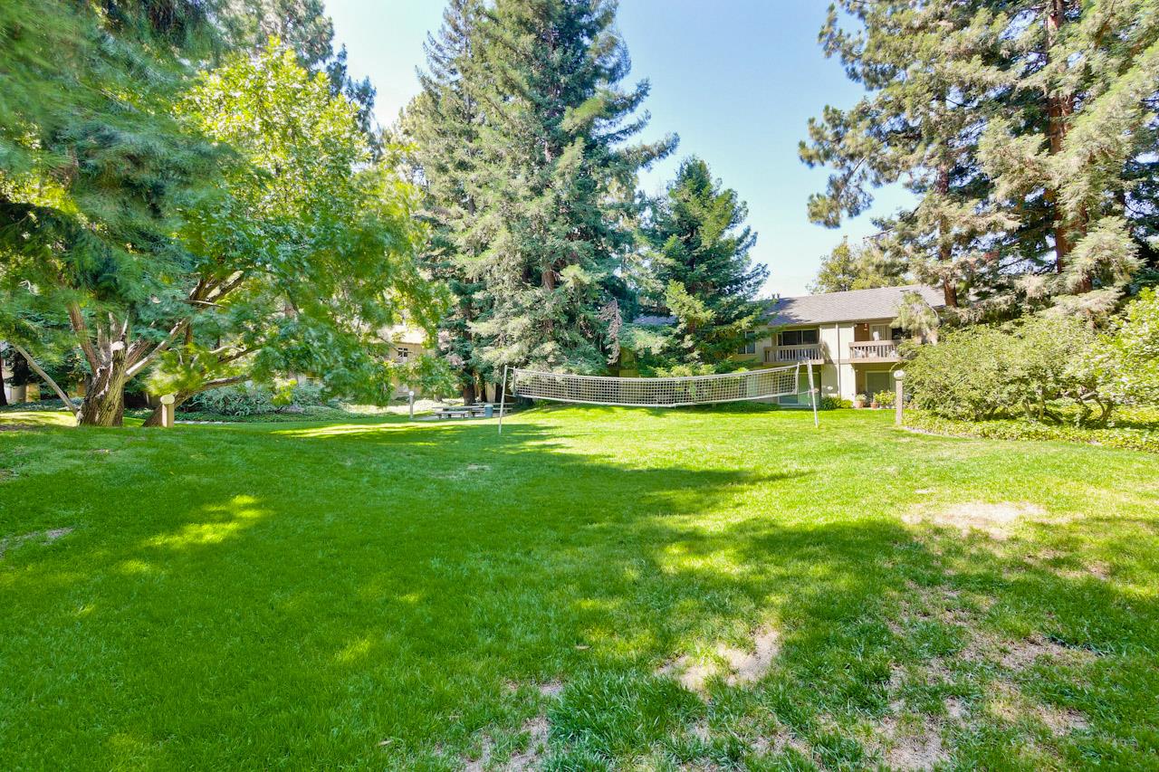 Detail Gallery Image 39 of 45 For 505 Cypress Point Dr #176,  Mountain View,  CA 94043 - 2 Beds | 1 Baths