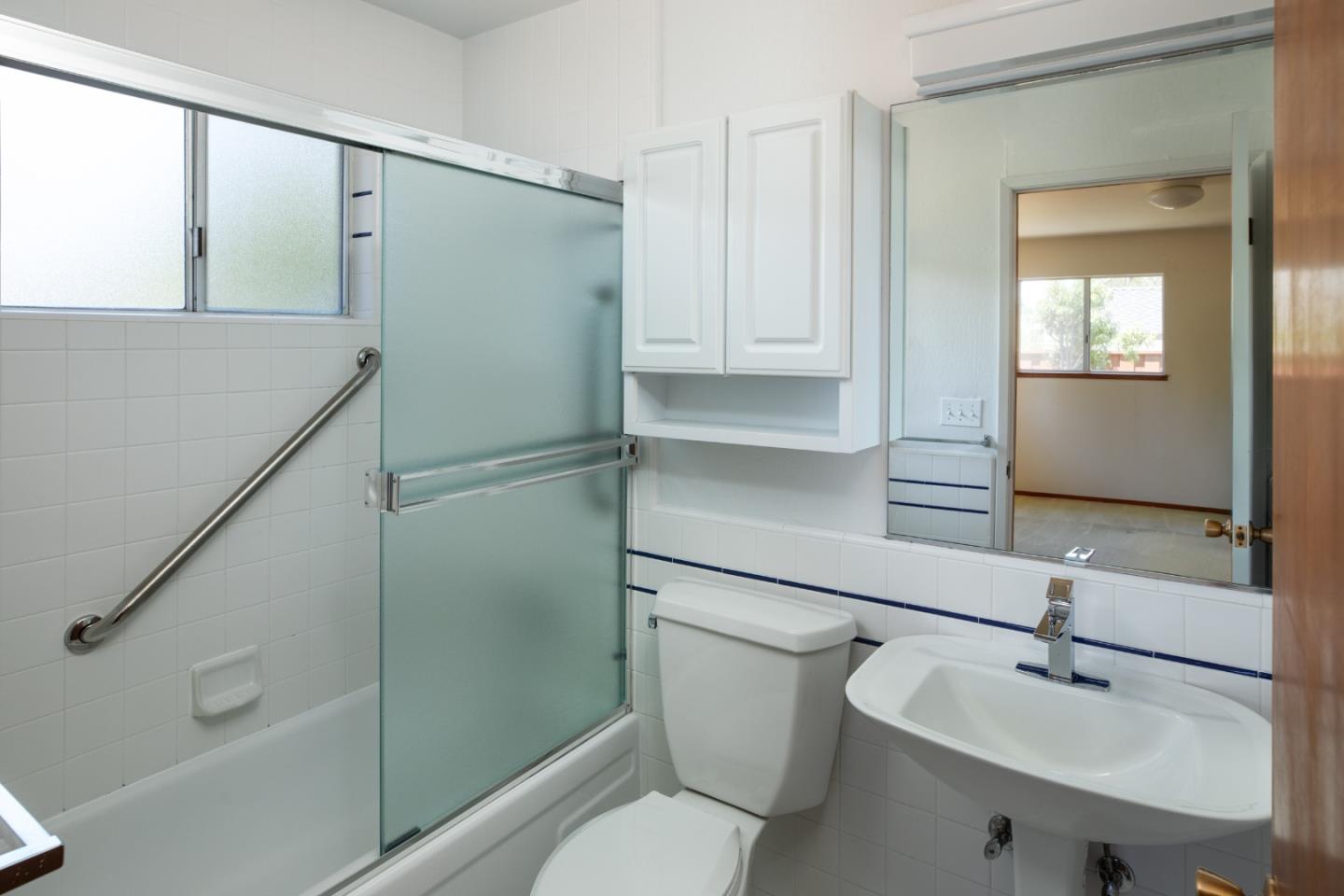 Detail Gallery Image 10 of 22 For 3857 Timlott Ct, Palo Alto,  CA 94306 - 3 Beds | 2 Baths