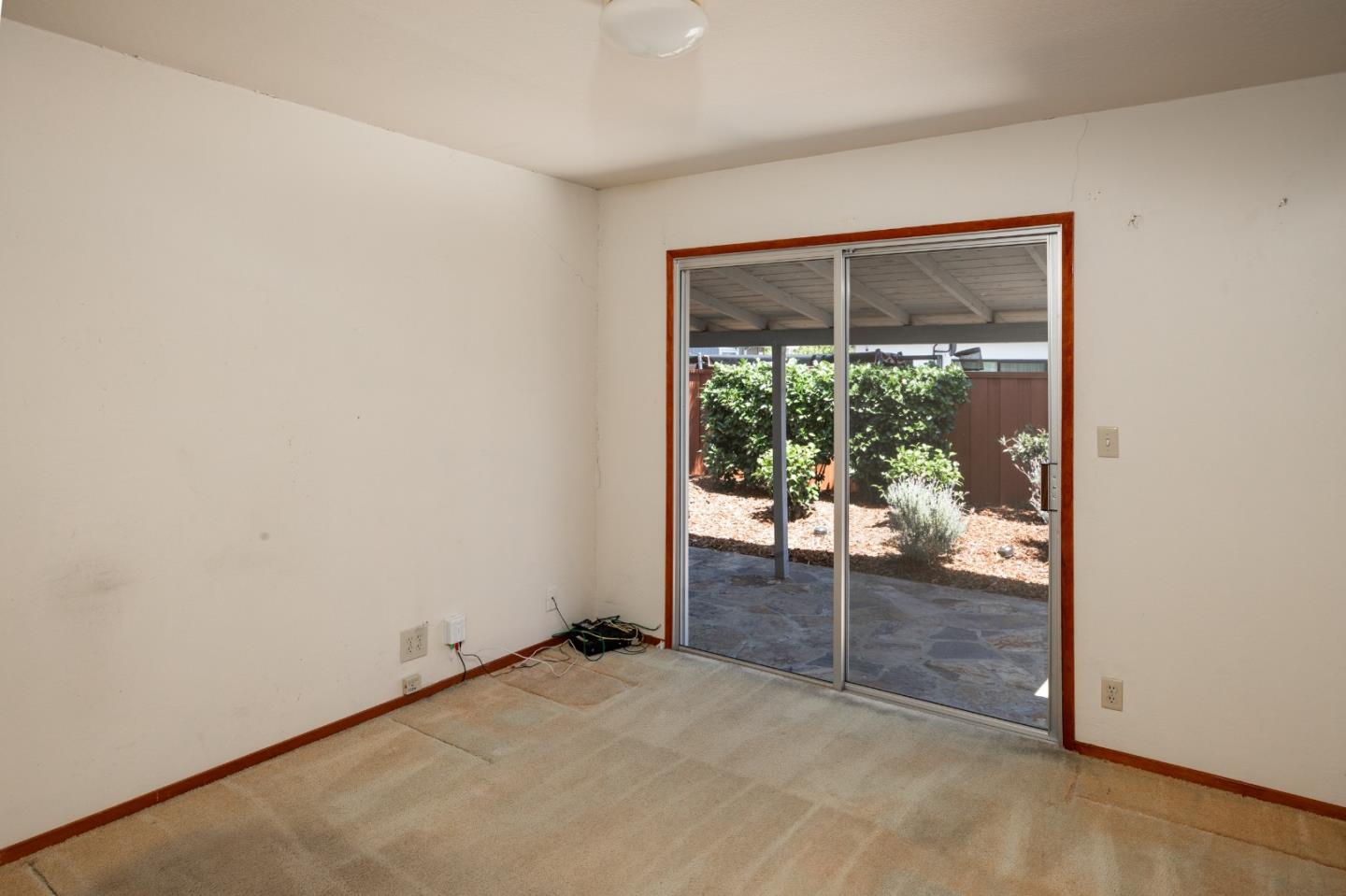 Detail Gallery Image 11 of 22 For 3857 Timlott Ct, Palo Alto,  CA 94306 - 3 Beds | 2 Baths