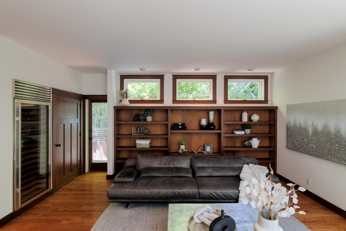 Detail Gallery Image 15 of 39 For 1245 Waverley St, Palo Alto,  CA 94301 - 4 Beds | 3 Baths