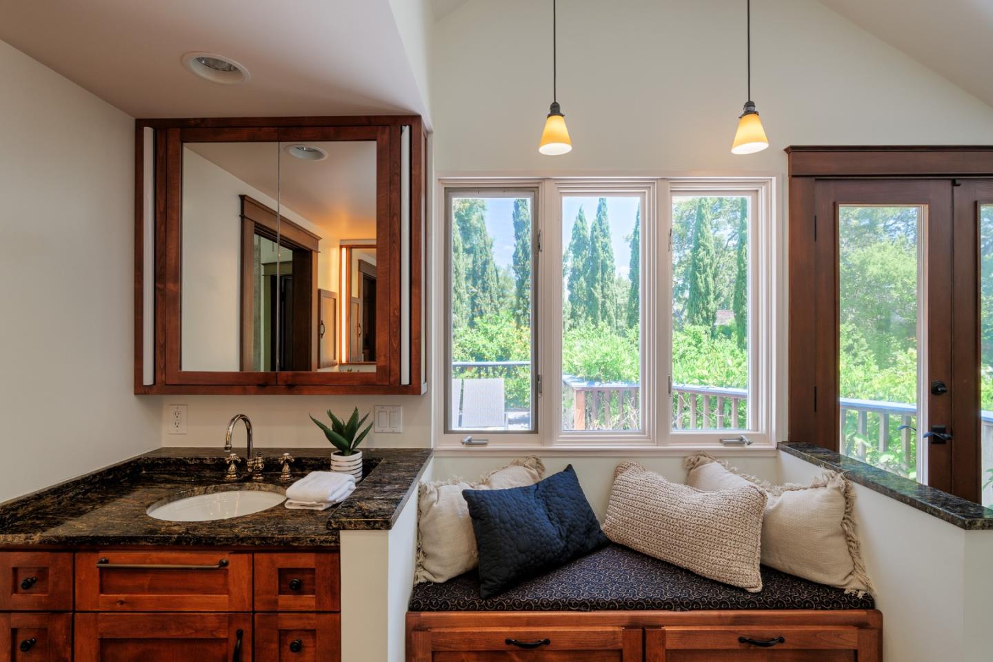 Detail Gallery Image 29 of 39 For 1245 Waverley St, Palo Alto,  CA 94301 - 4 Beds | 3 Baths