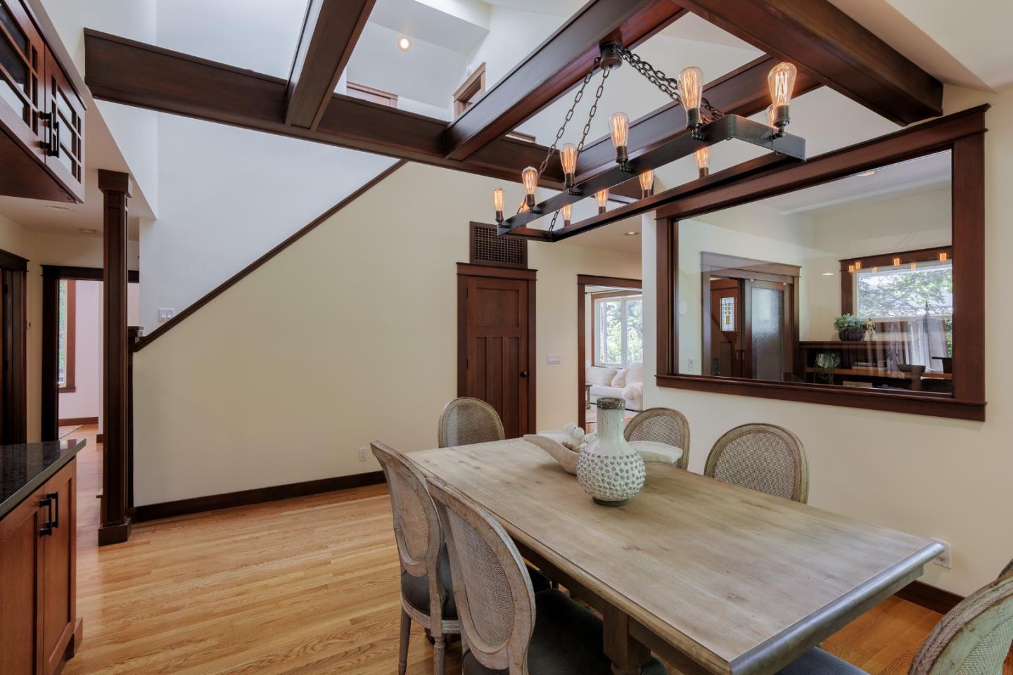 Detail Gallery Image 7 of 39 For 1245 Waverley St, Palo Alto,  CA 94301 - 4 Beds | 3 Baths