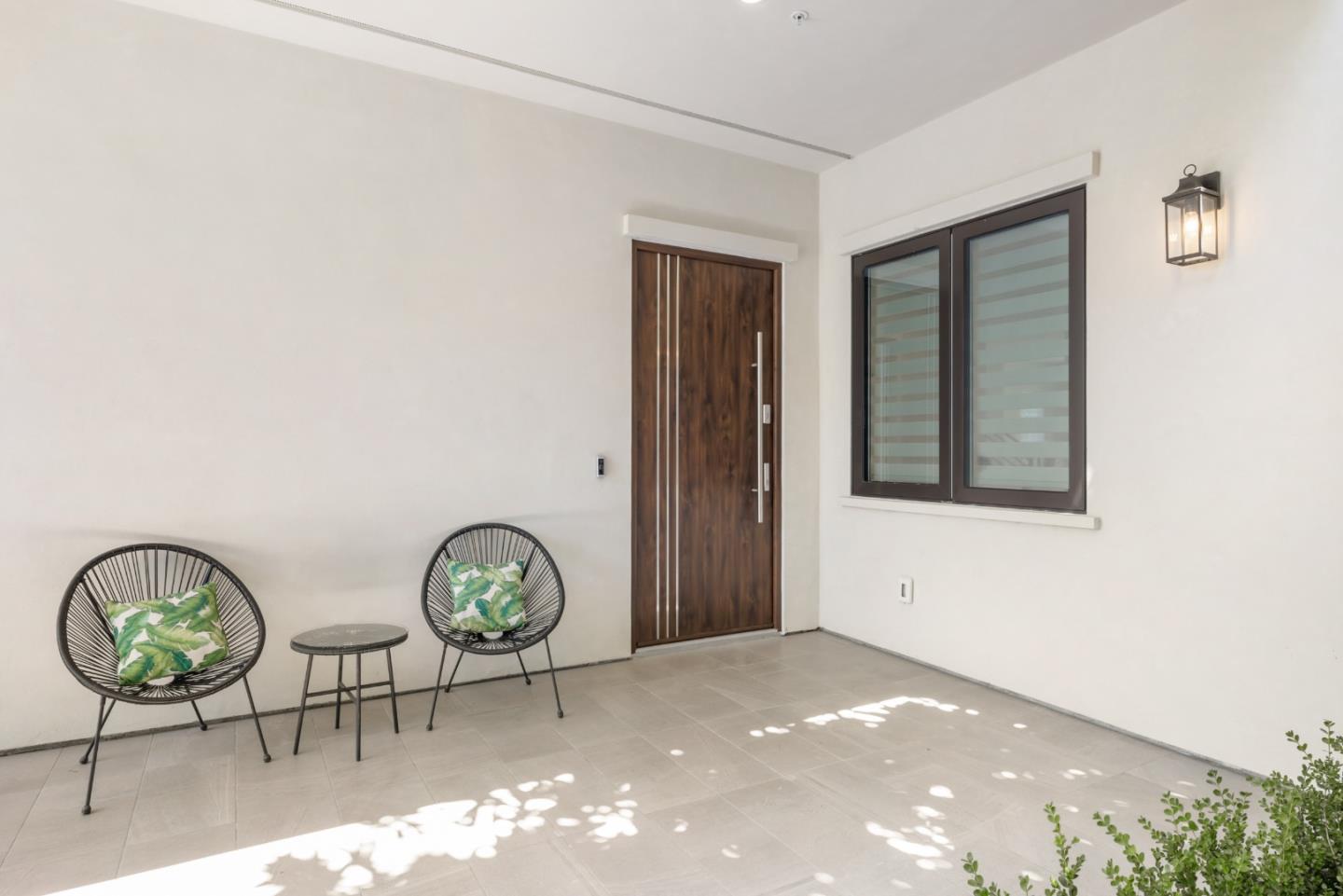 Detail Gallery Image 3 of 40 For 671 Live Oak Ave, Menlo Park,  CA 94025 - 5 Beds | 5/1 Baths