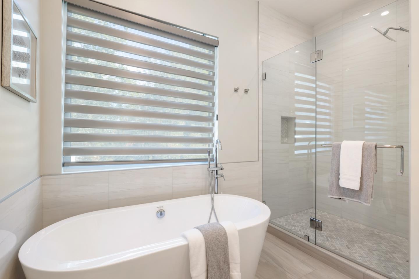 Detail Gallery Image 30 of 40 For 671 Live Oak Ave, Menlo Park,  CA 94025 - 5 Beds | 5/1 Baths