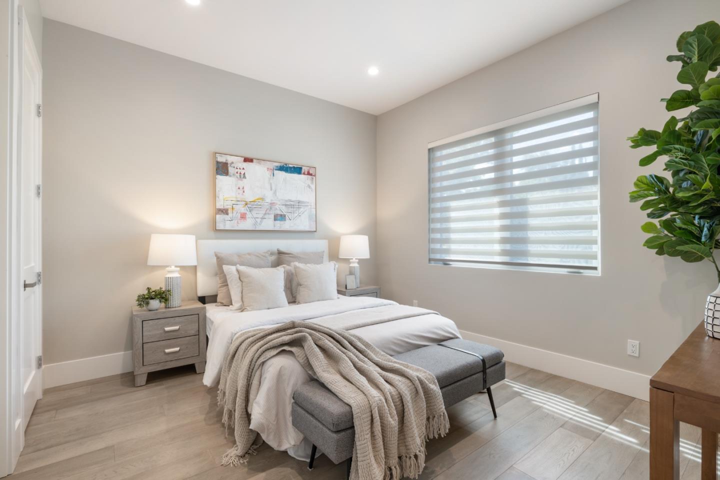 Detail Gallery Image 35 of 40 For 671 Live Oak Ave, Menlo Park,  CA 94025 - 5 Beds | 5/1 Baths