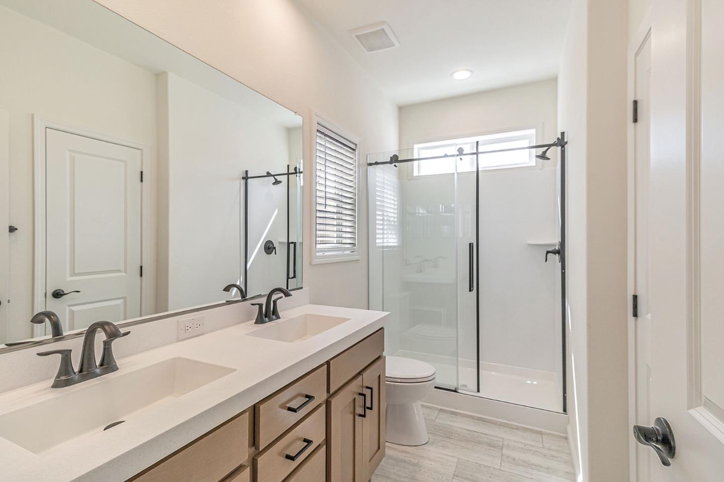 Detail Gallery Image 16 of 26 For 510 Saddlebrook Dr #153,  San Jose,  CA 95136 - 3 Beds | 2 Baths