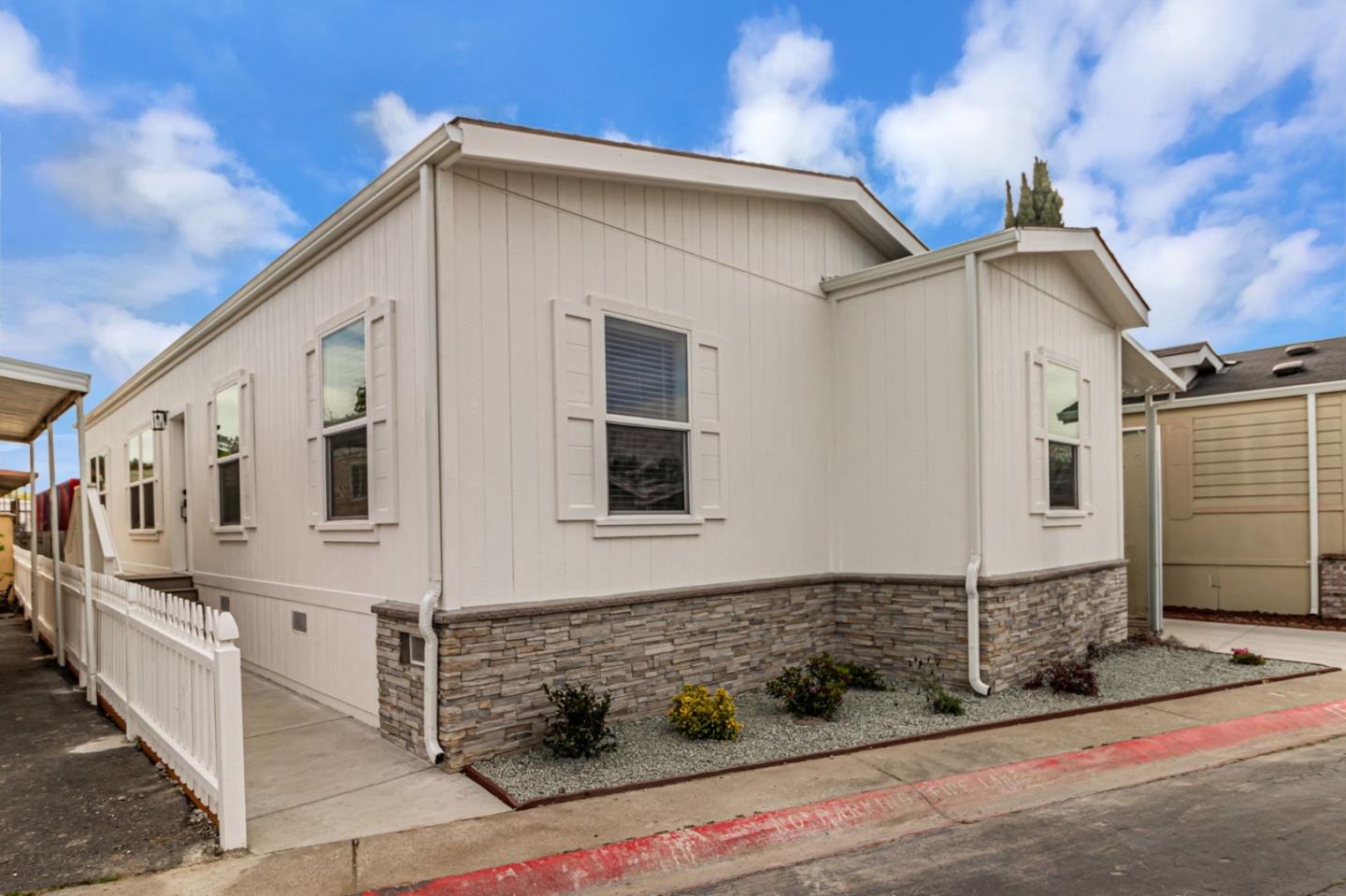 Detail Gallery Image 3 of 26 For 510 Saddlebrook Dr #153,  San Jose,  CA 95136 - 3 Beds | 2 Baths
