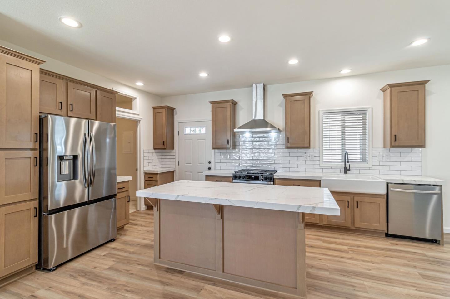 Detail Gallery Image 5 of 26 For 510 Saddlebrook Dr #153,  San Jose,  CA 95136 - 3 Beds | 2 Baths