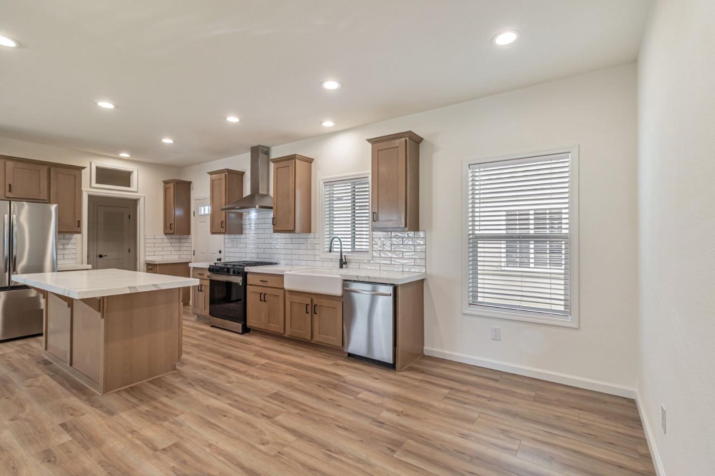Detail Gallery Image 7 of 26 For 510 Saddlebrook Dr #153,  San Jose,  CA 95136 - 3 Beds | 2 Baths