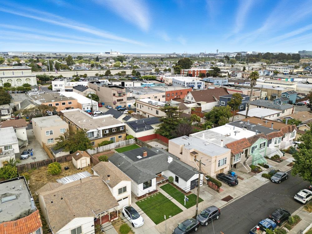 Detail Gallery Image 35 of 38 For 636 Easton Ave, San Bruno,  CA 94066 - 3 Beds | 2 Baths