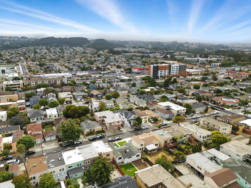 Detail Gallery Image 37 of 38 For 636 Easton Ave, San Bruno,  CA 94066 - 3 Beds | 2 Baths