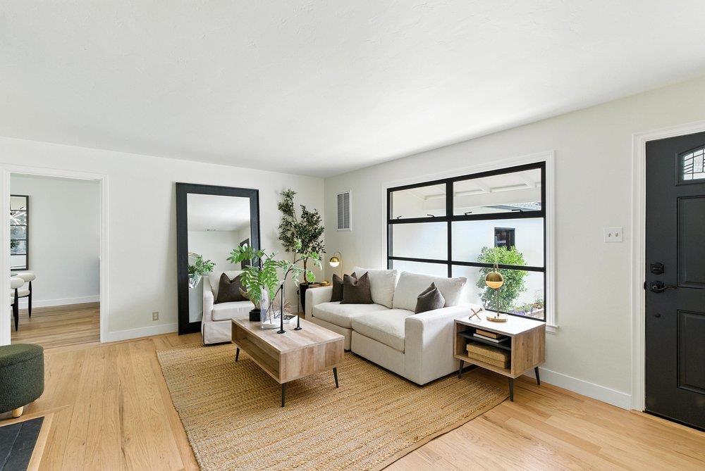 Detail Gallery Image 6 of 38 For 636 Easton Ave, San Bruno,  CA 94066 - 3 Beds | 2 Baths