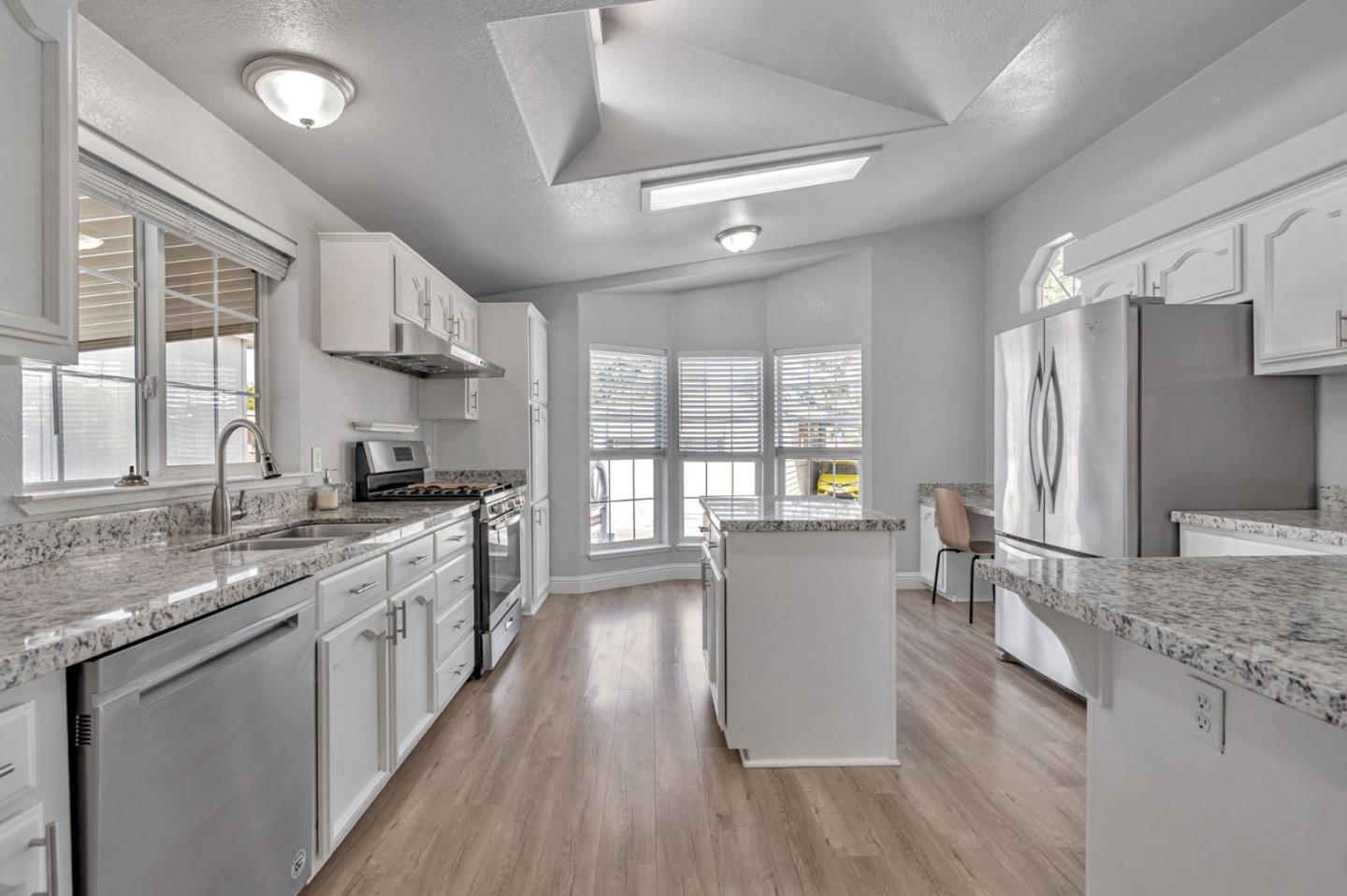 Detail Gallery Image 13 of 40 For 600 E Weddell Dr #194,  Sunnyvale,  CA 94089 - 3 Beds | 2 Baths