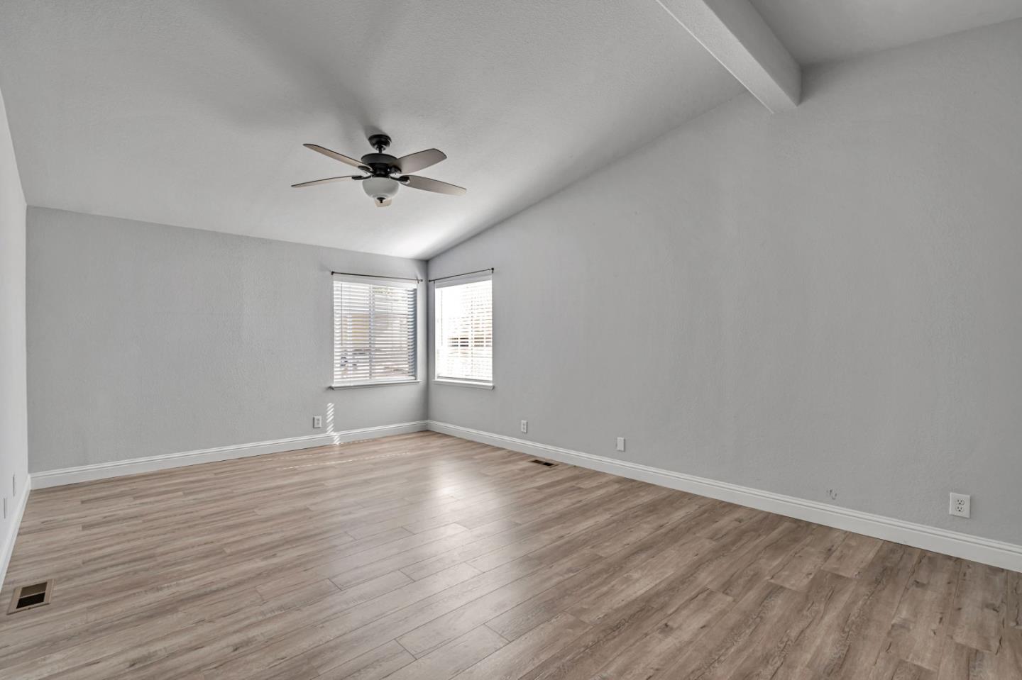 Detail Gallery Image 21 of 40 For 600 E Weddell Dr #194,  Sunnyvale,  CA 94089 - 3 Beds | 2 Baths