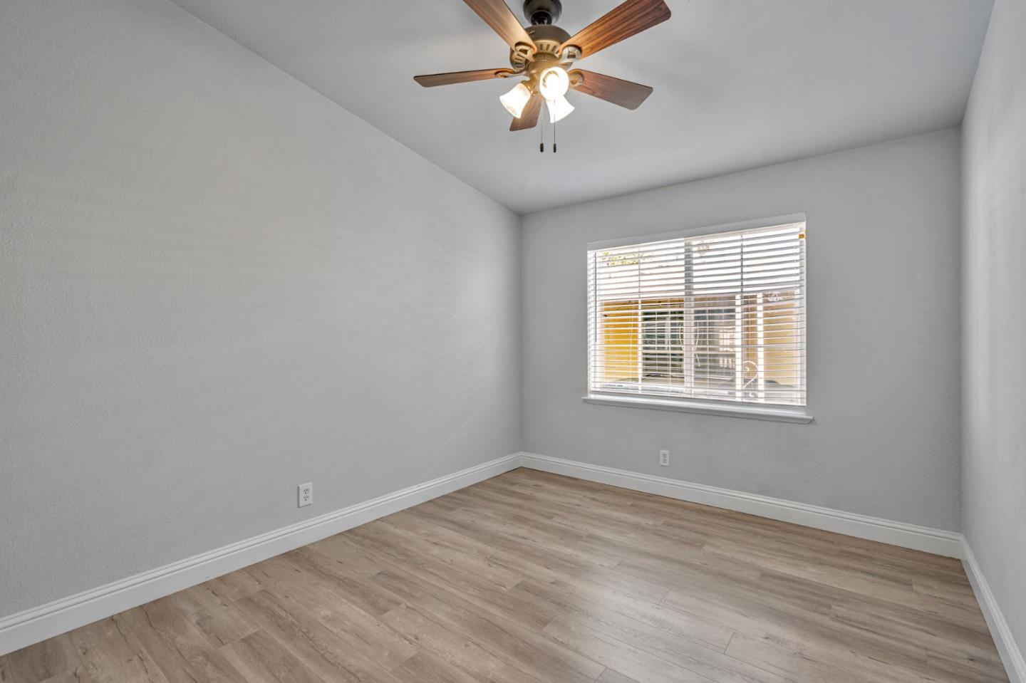 Detail Gallery Image 23 of 40 For 600 E Weddell Dr #194,  Sunnyvale,  CA 94089 - 3 Beds | 2 Baths