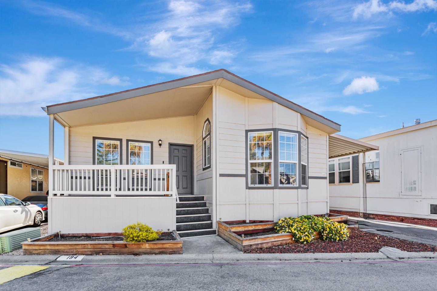 Detail Gallery Image 3 of 40 For 600 E Weddell Dr #194,  Sunnyvale,  CA 94089 - 3 Beds | 2 Baths