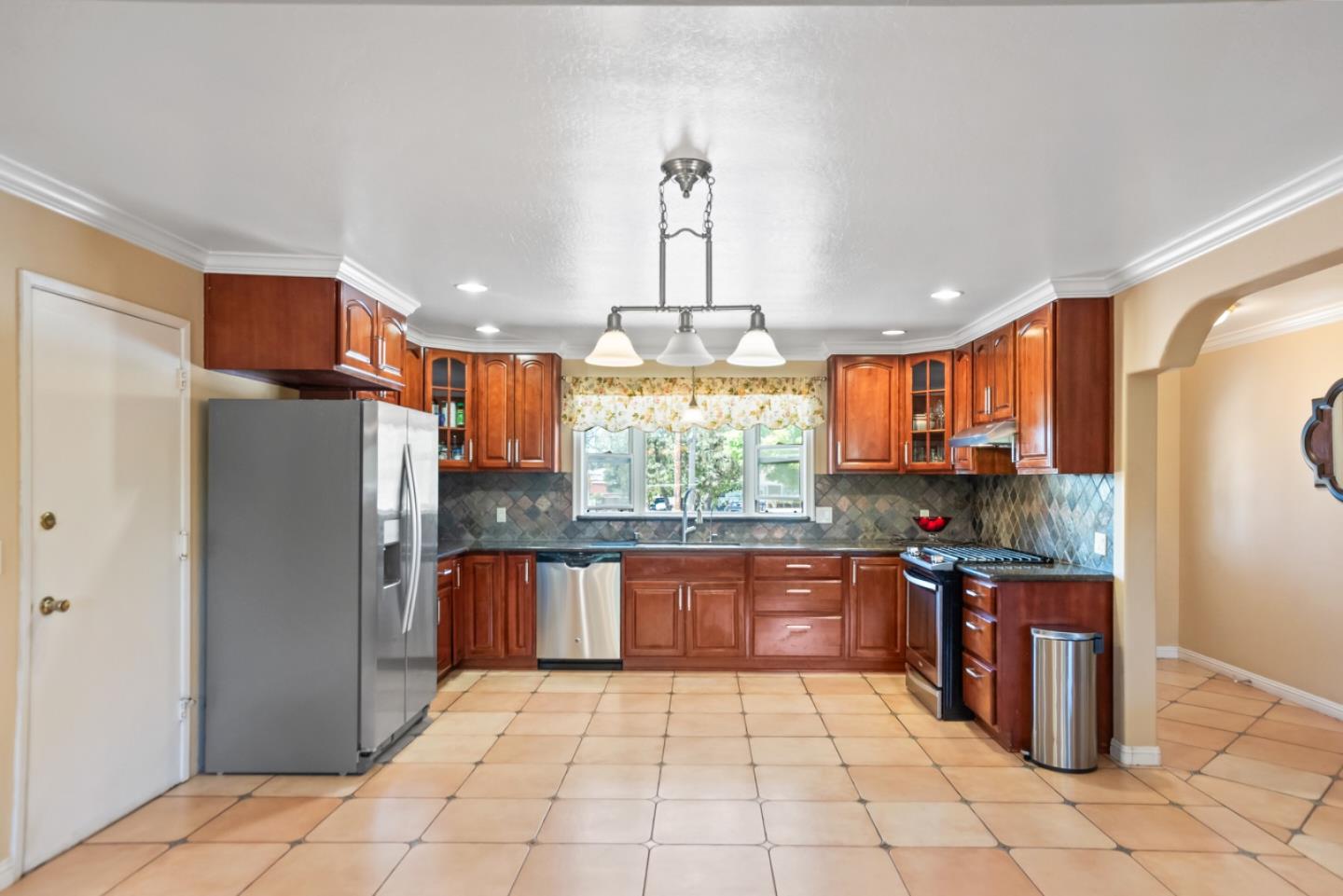 Detail Gallery Image 13 of 49 For 1830 Church Ave, Gilroy,  CA 95020 - 3 Beds | 2 Baths