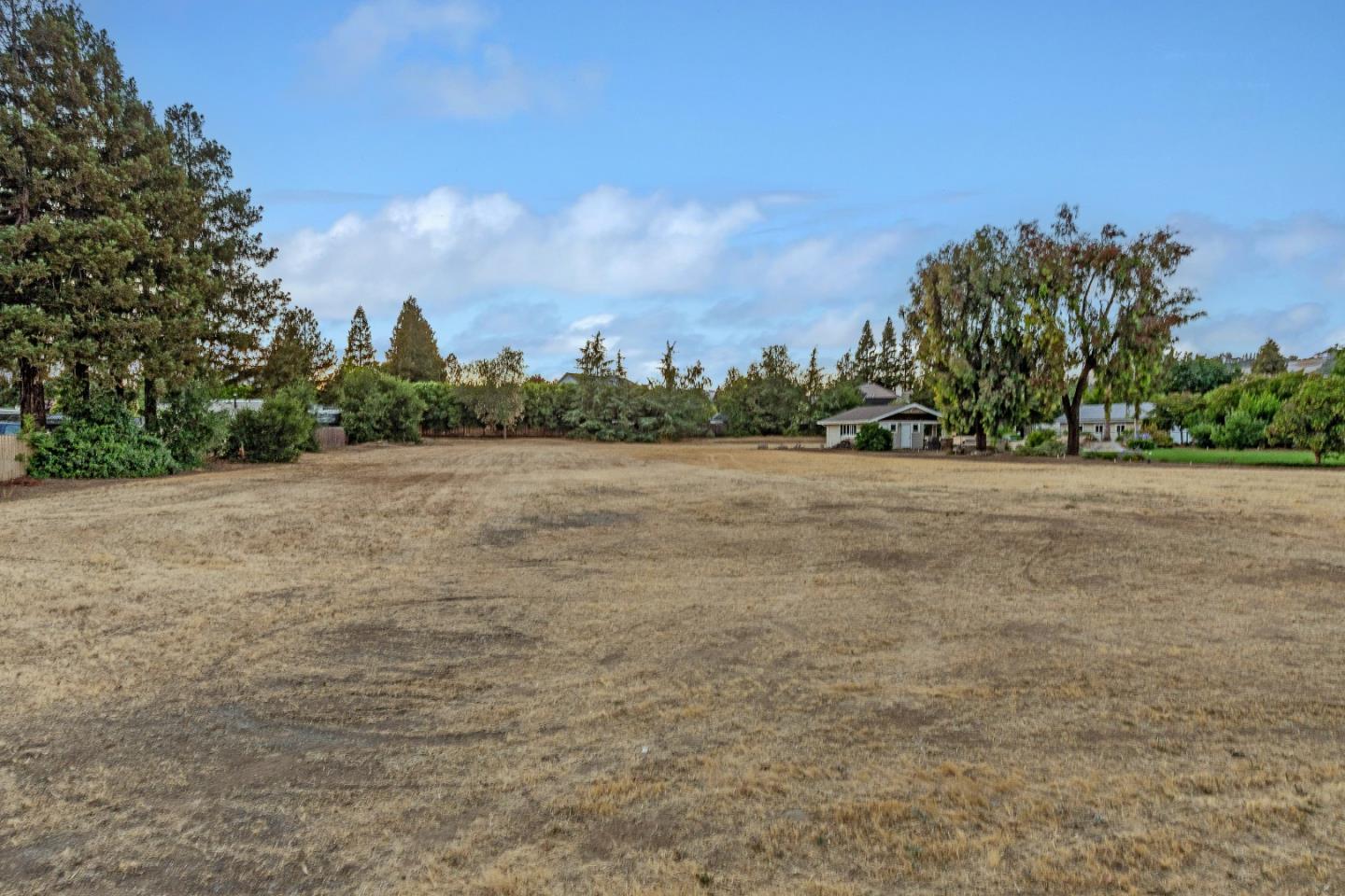 Detail Gallery Image 6 of 8 For 17381 Jean Ct, Morgan Hill,  CA 95037 - – Beds | – Baths