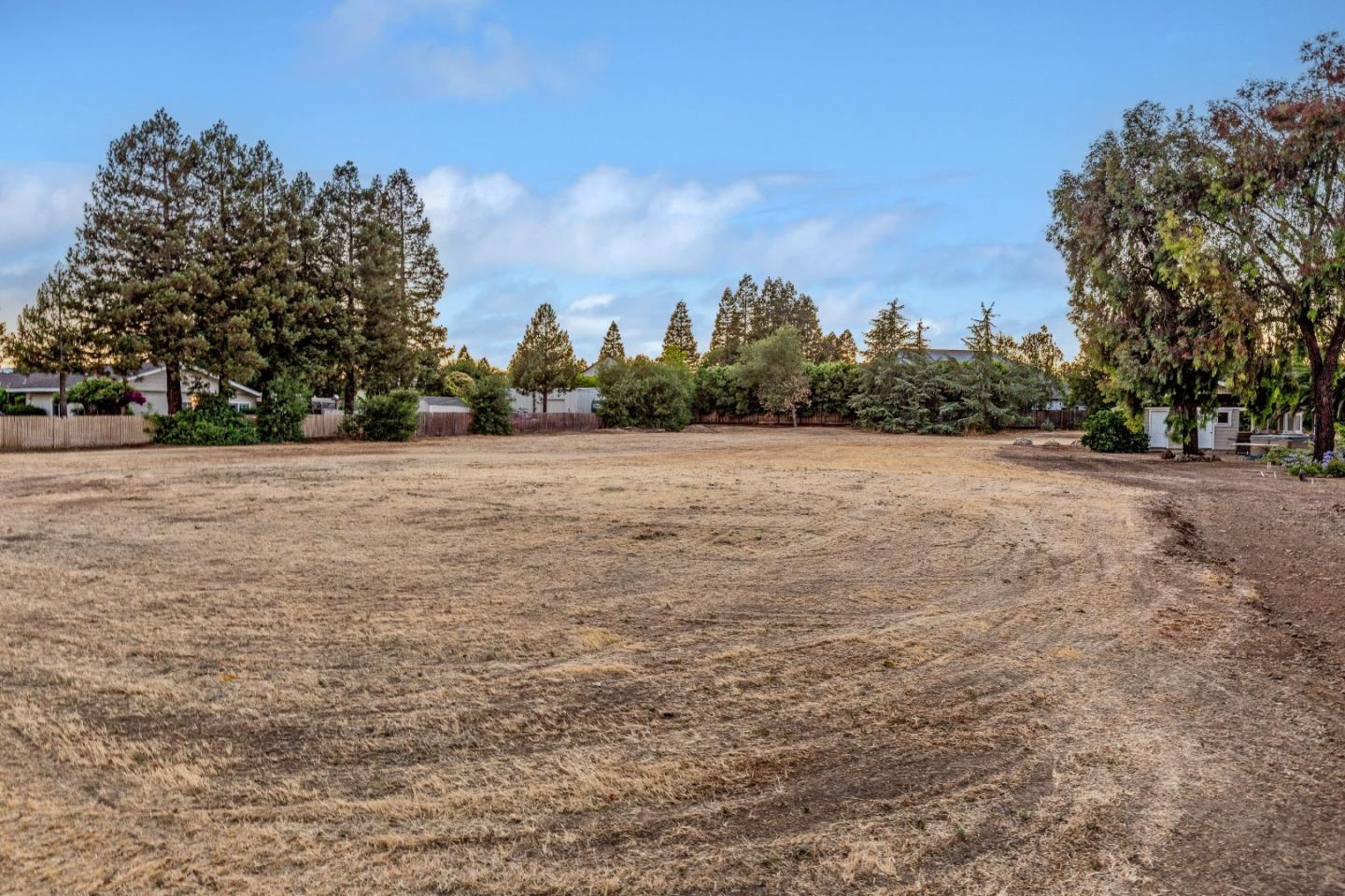 Detail Gallery Image 8 of 8 For 17381 Jean Ct, Morgan Hill,  CA 95037 - – Beds | – Baths