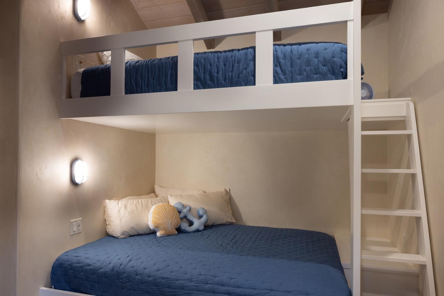 Detail Gallery Image 28 of 42 For 0 12th Avenue 2 Se of Casanova St, Carmel,  CA 93923 - 3 Beds | 2 Baths