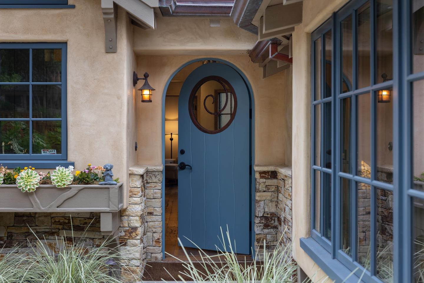 Detail Gallery Image 4 of 42 For 0 12th Avenue 2 Se of Casanova St, Carmel,  CA 93923 - 3 Beds | 2 Baths