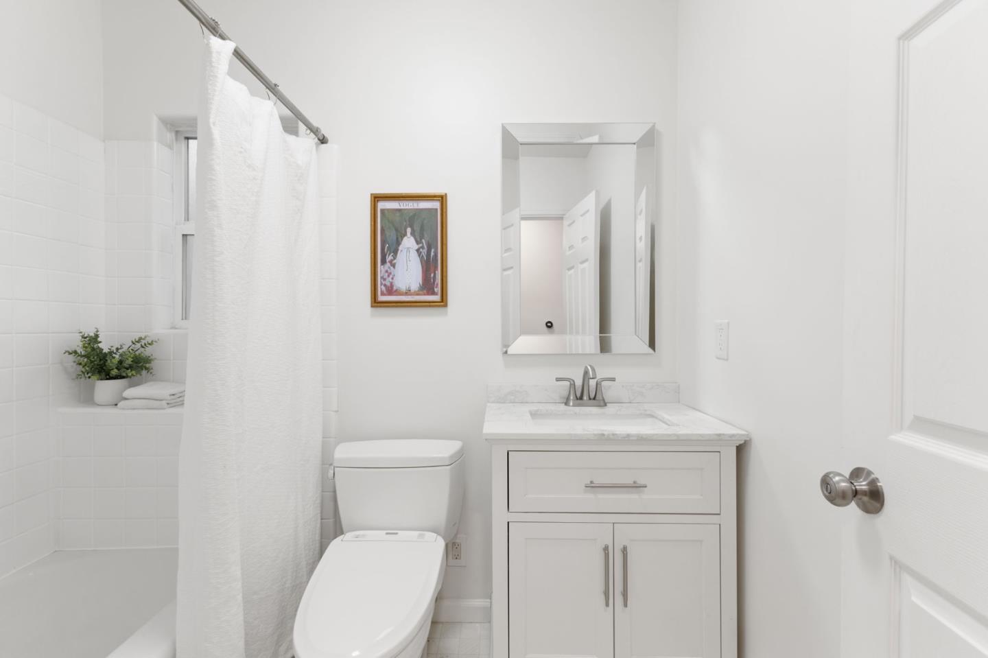 Detail Gallery Image 22 of 57 For 726 Schiele Ave, San Jose,  CA 95126 - 4 Beds | 4 Baths
