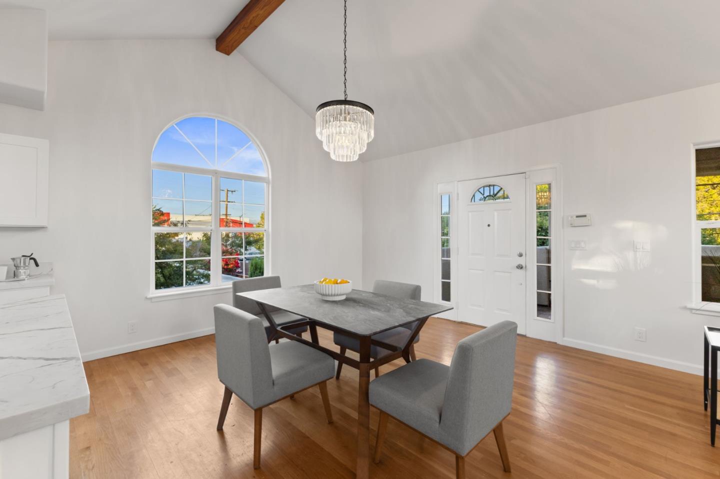 Detail Gallery Image 32 of 57 For 726 Schiele Ave, San Jose,  CA 95126 - 4 Beds | 4 Baths