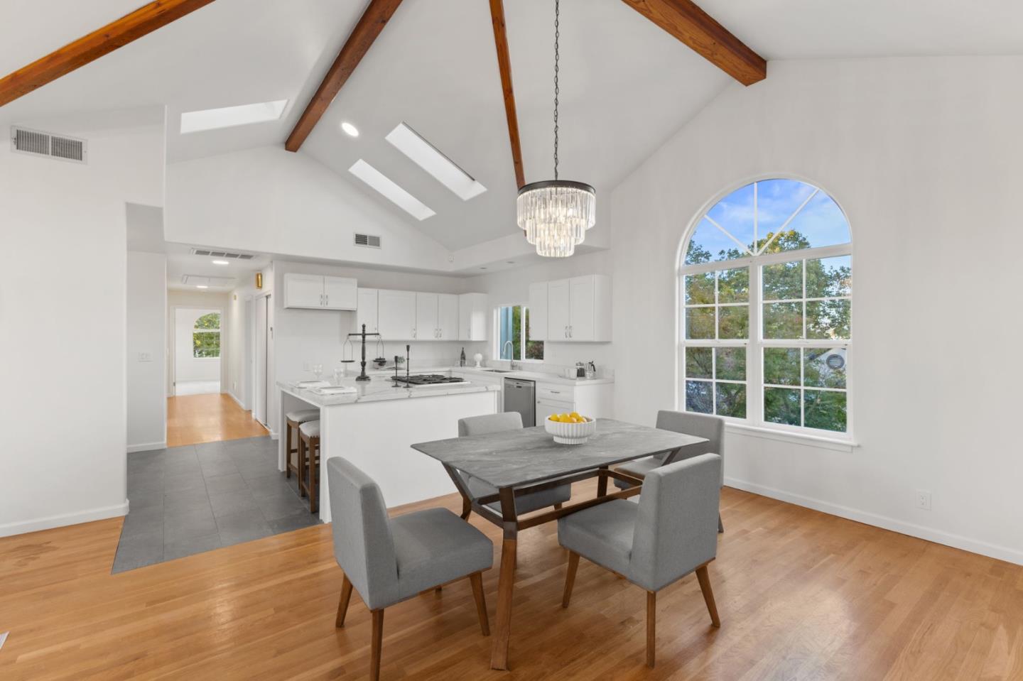 Detail Gallery Image 34 of 57 For 726 Schiele Ave, San Jose,  CA 95126 - 4 Beds | 4 Baths