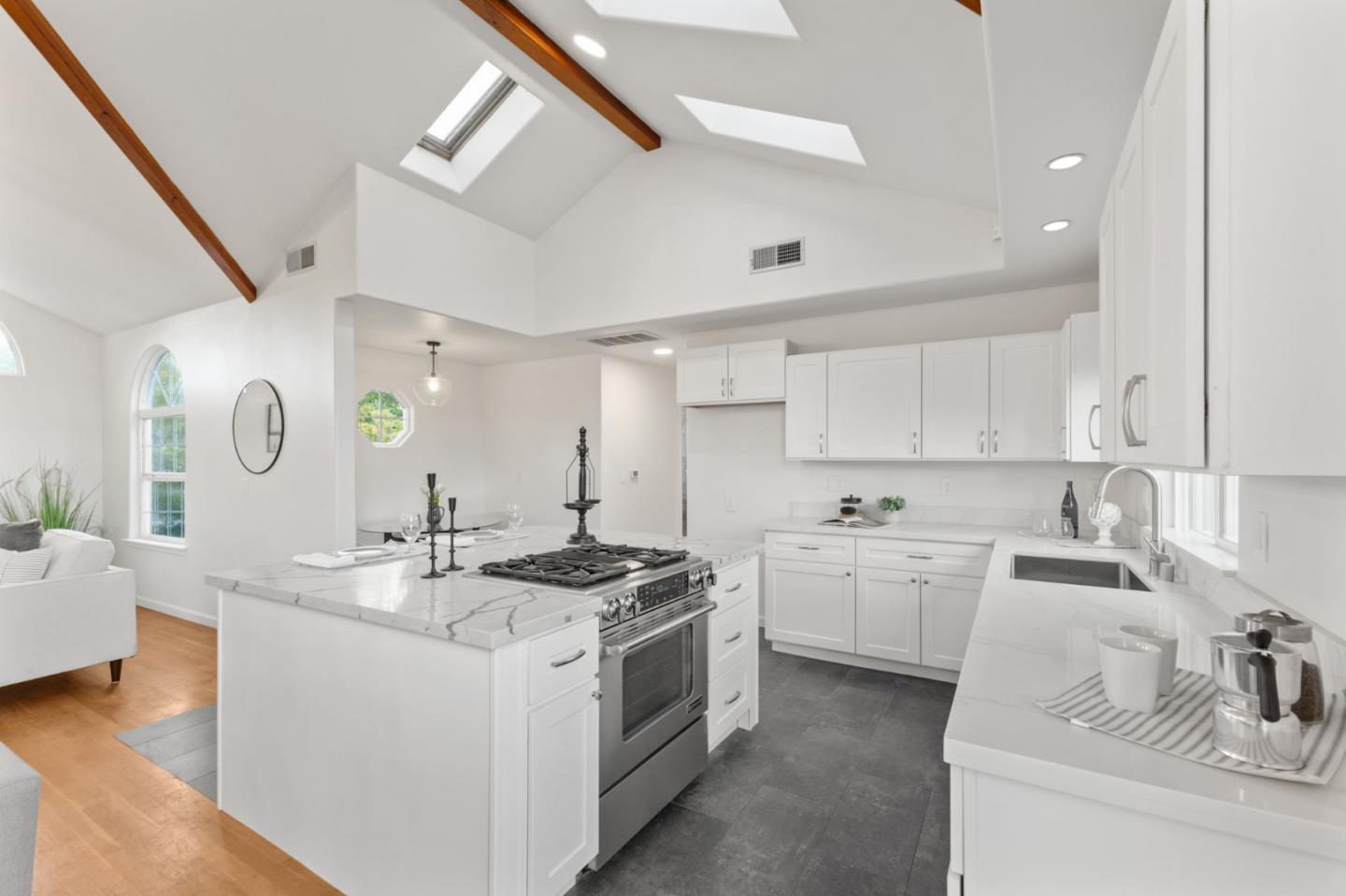Detail Gallery Image 35 of 57 For 726 Schiele Ave, San Jose,  CA 95126 - 4 Beds | 4 Baths