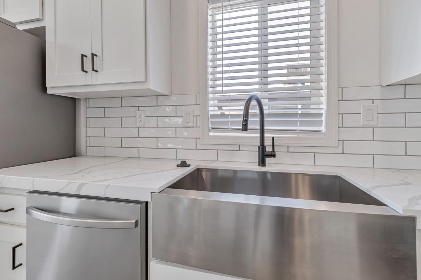 Detail Gallery Image 12 of 26 For 5450 Monterey Hwy #164,  San Jose,  CA 95111 - 3 Beds | 3 Baths
