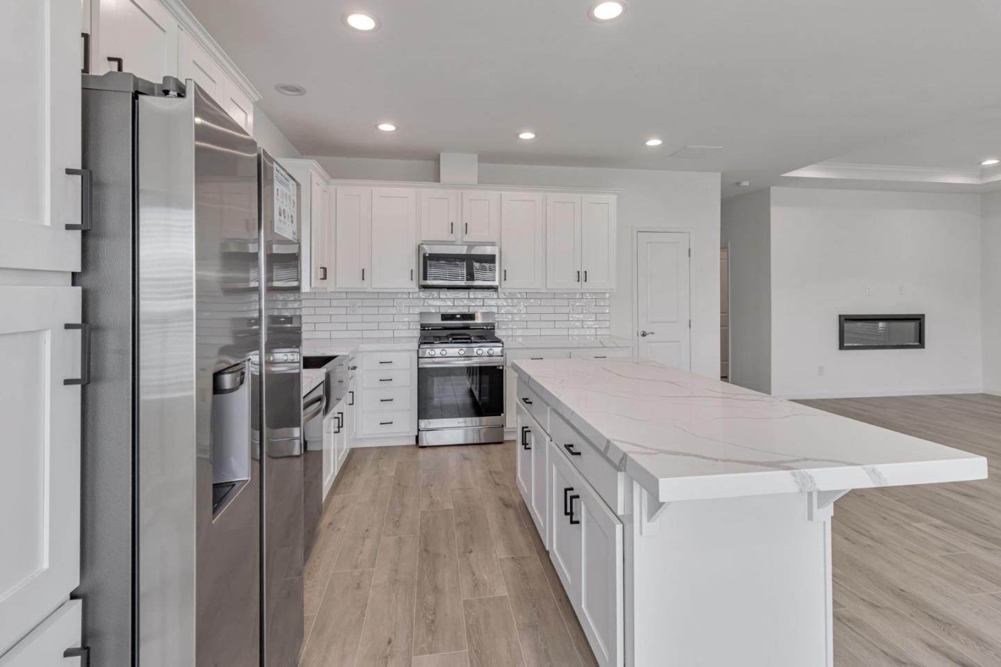 Detail Gallery Image 14 of 26 For 5450 Monterey Hwy #164,  San Jose,  CA 95111 - 3 Beds | 3 Baths