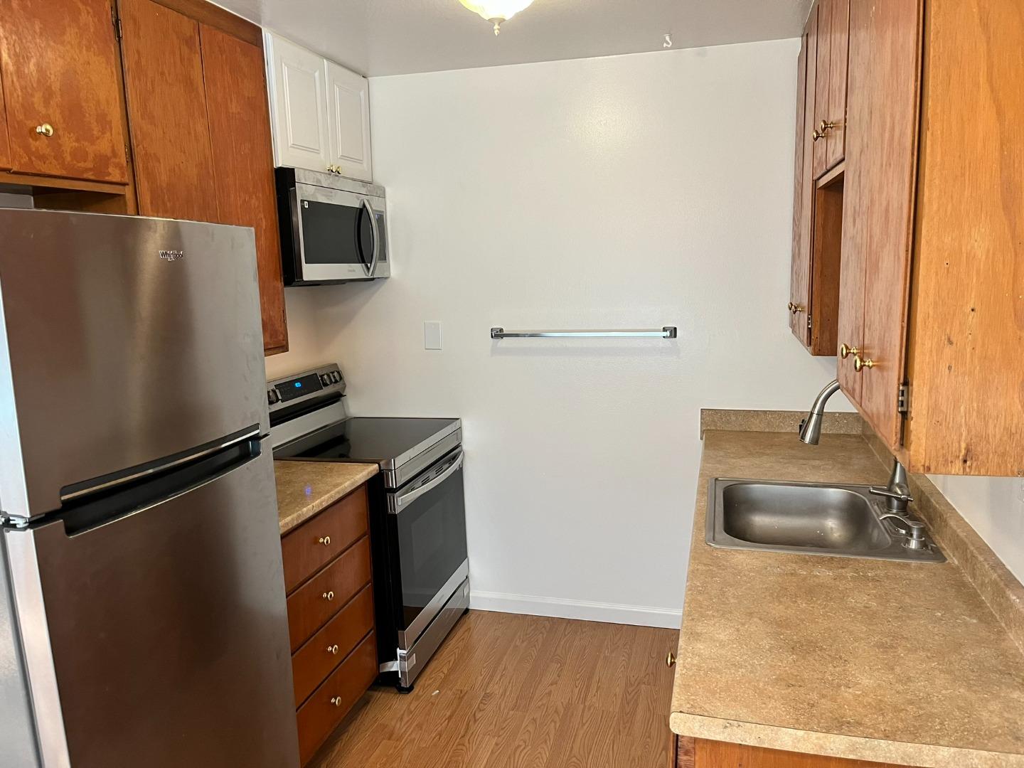 Detail Gallery Image 16 of 19 For 146 Madison Ave, Redwood City,  CA 94061 - – Beds | – Baths