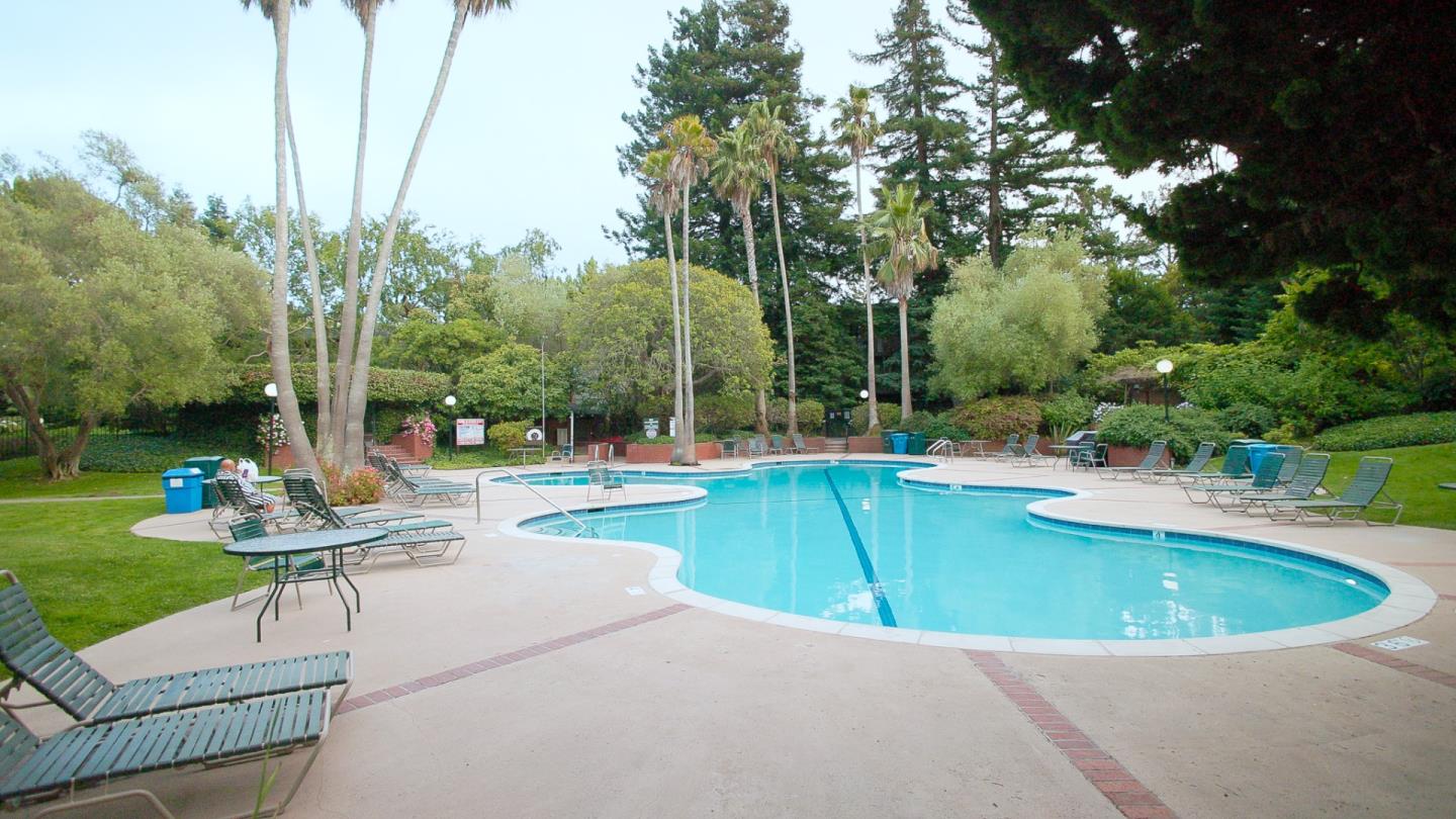 Detail Gallery Image 26 of 29 For 8112 Shelter  Creek Ln #8112,  San Bruno,  CA 94066 - 2 Beds | 2 Baths
