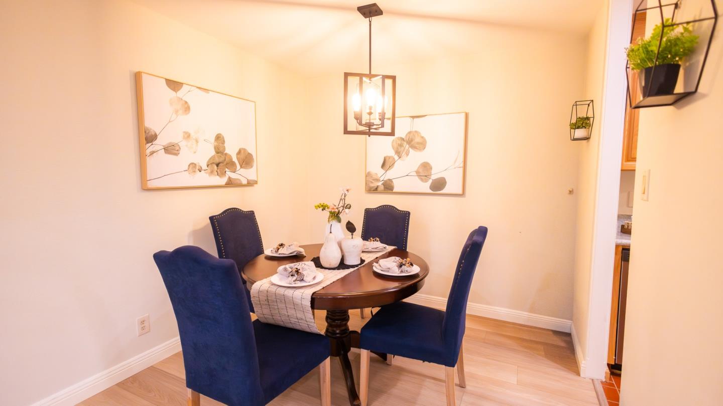 Detail Gallery Image 8 of 29 For 8112 Shelter  Creek Ln #8112,  San Bruno,  CA 94066 - 2 Beds | 2 Baths