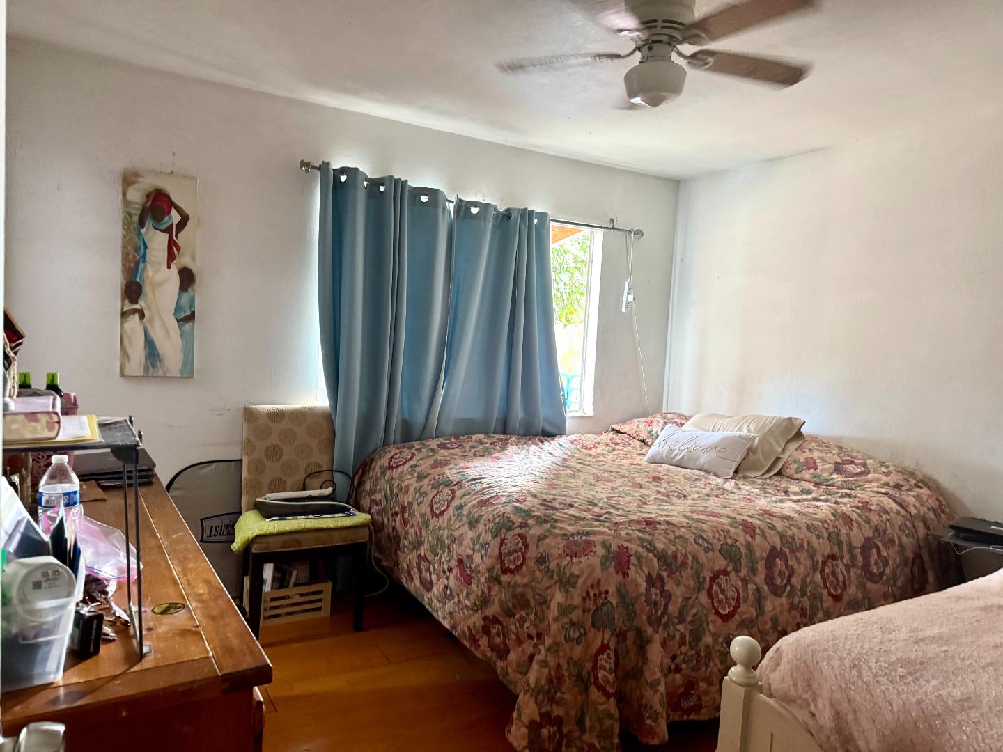 Detail Gallery Image 6 of 8 For 634 Yreka Dr, Salinas,  CA 93906 - 4 Beds | 2 Baths