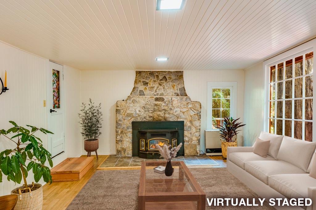 Detail Gallery Image 16 of 42 For 2001 Cathedral, Aptos,  CA 95003 - 2 Beds | 2 Baths
