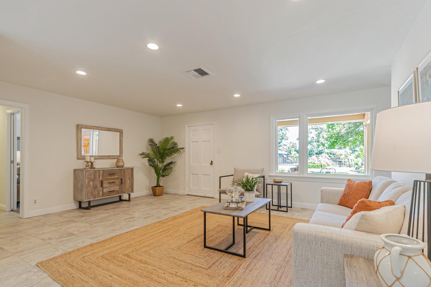 Detail Gallery Image 11 of 77 For 2447 Cottle Ave, San Jose,  CA 95125 - 3 Beds | 3 Baths