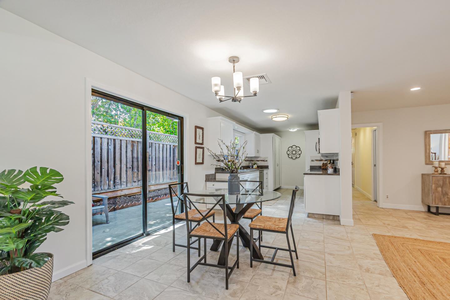 Detail Gallery Image 12 of 77 For 2447 Cottle Ave, San Jose,  CA 95125 - 3 Beds | 3 Baths
