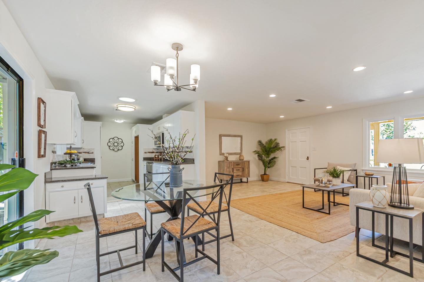 Detail Gallery Image 8 of 77 For 2447 Cottle Ave, San Jose,  CA 95125 - 3 Beds | 3 Baths
